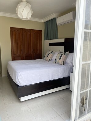 2 bedrooms, iron/ironing board, WiFi, bed sheets - Casa de la Playa (Puerto Plata)