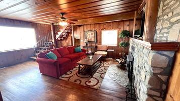 TV connectée, cheminée