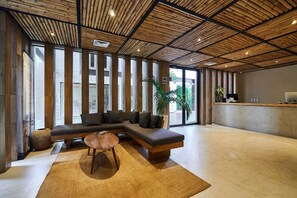 Lobby - Luxury 1BR & 2 BA Apartment with Gym in the Heart of Tulum Amenities Pool (Tulum)