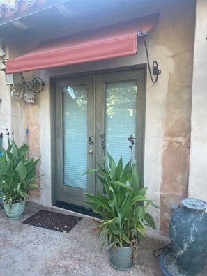 Exterior detail - Secluded Westside Studio (Atascadero)