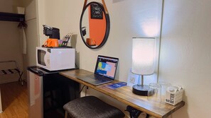 Interior - Time Travel in Style: Experience Comfort in a Modern 1950s Motel Room (Medford)