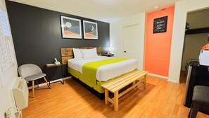 1 habitación, tabla de planchar con plancha, wifi y ropa de cama 