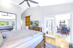 4 多间卧室、办公桌、熨斗/熨衣板、旅行婴儿床