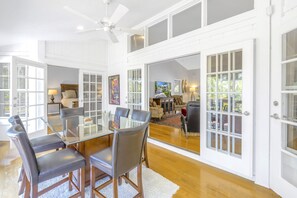 Dining - Gertrude's Siesta | Pool & Spa, 100% Private, 5-min bike to Siesta Key Beach, 3-miles to Village! (Siesta Key)