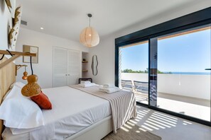 7 bedrooms, iron/ironing board, WiFi, bed sheets - Villa Lujo - by Almarina Villas (Benissa)