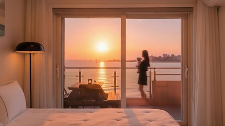 Exterior. Goseong Badasga per Osyeonbyu Pension