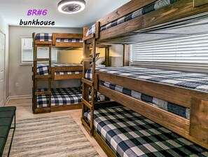 6 camere, ferro/asse da stiro, Wi-Fi gratuito