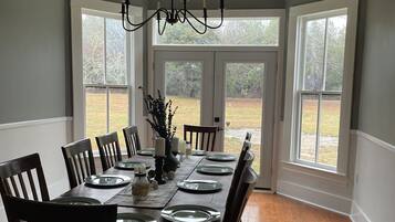 Free full breakfast on weekends