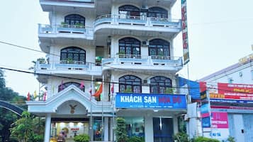 Mặt tiền nơi lưu trú