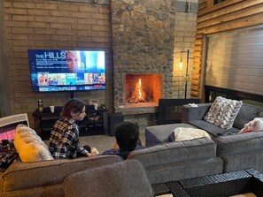 Comfort Cabin | Living area