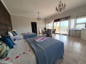 House, 5 Bedrooms | 5 bedrooms, free WiFi