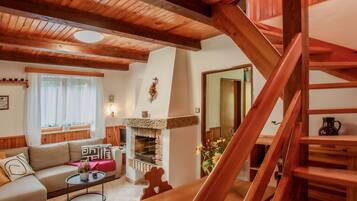 Télévision, cheminée