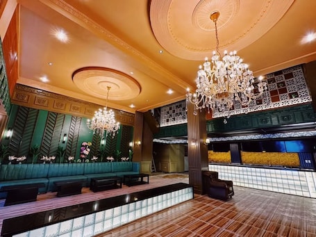 Lobby. Clark CU Hotel