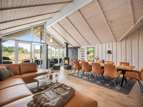 Dining - "Jeldrik" - 1.5km from the sea by Interhome (Blåvand)