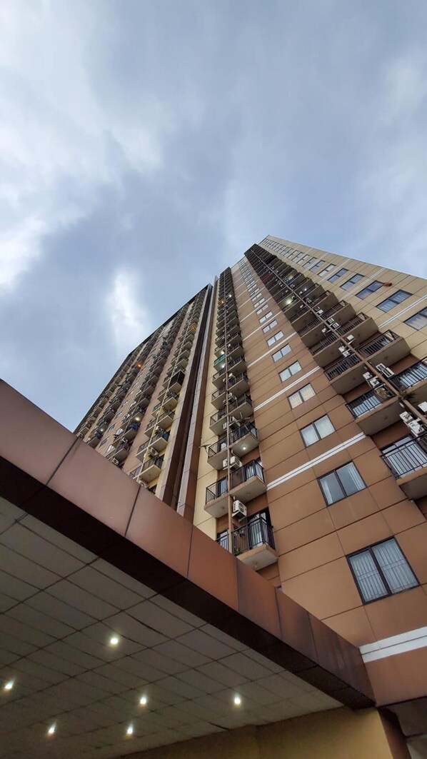 Front of property - Collection O 93708 Tamansari Panoramic Apartment By Rasya Rooms (Bandung)