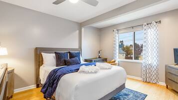 2 dormitorios, escritorio, tabla de planchar con plancha y wifi gratis