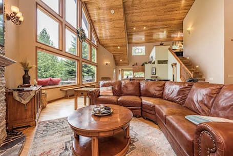 Living area. Majestic Sequim Vacation Home near Sequim Bay