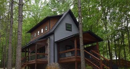 No Cleaning Fee at Blues On The Bend~Park Setting