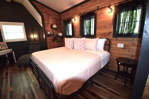 1 habitación, escritorio, tabla de planchar con plancha y wifi gratis 