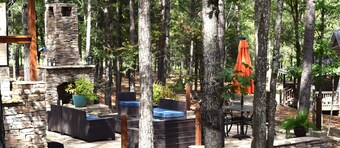 No Cleaning Fee at Blues On The Bend~Park Setting