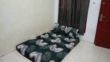 Economy Double Room | Free WiFi, bed sheets