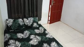 Economy Double Room | Free WiFi, bed sheets