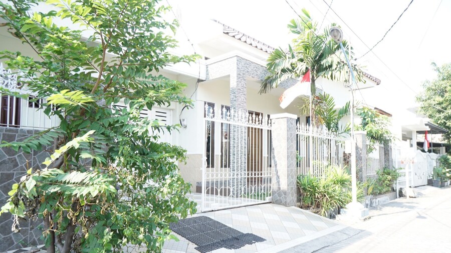 OYO 93710 Bidara Guest House Syariah