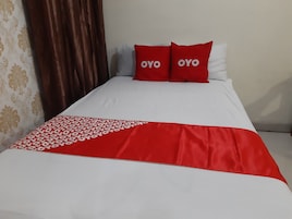 Quarto casal standard | Wi-Fi de cortesia, roupa de cama