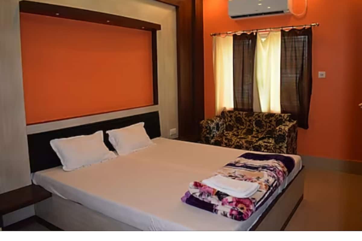Wifi gratis, decoración personalizada y ropa de cama