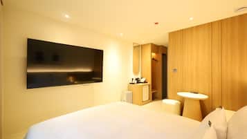 Premium Terrace | Laptop workspace, free WiFi