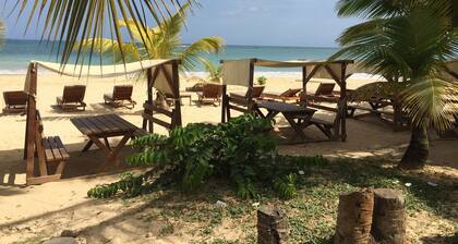 Seaside villa with housekeeping staff - Las Terrenas