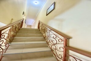 Staircase - Hotel O Kenzie Bunkbed Syariah (Klaten)