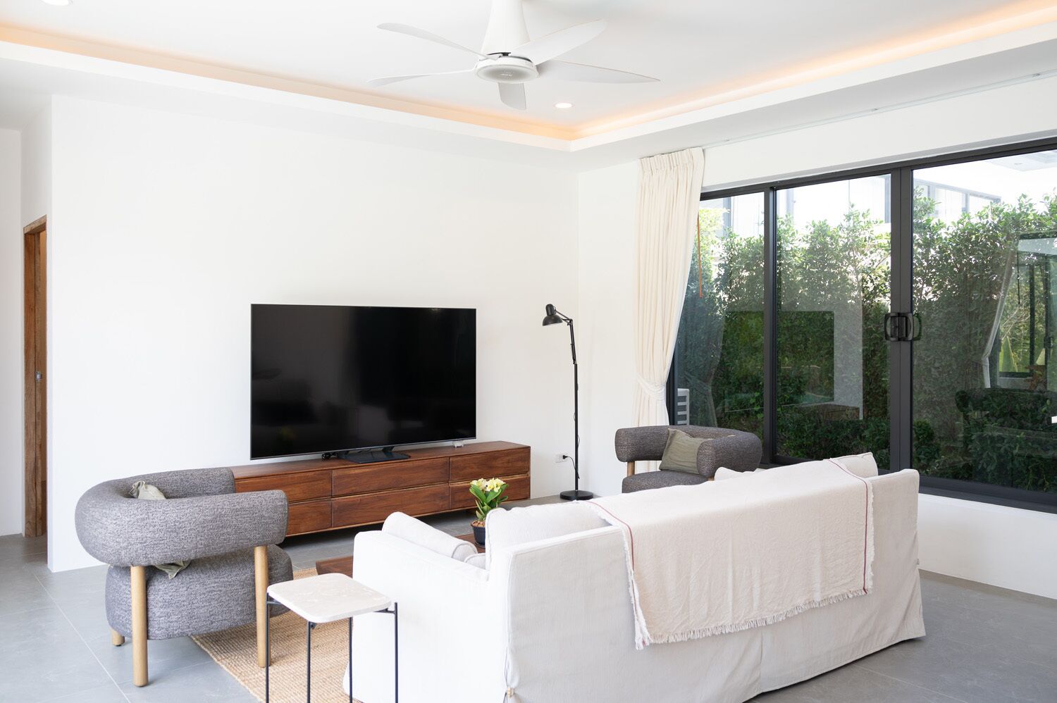 Photo - Modern 3 Bedroom Villa! KBR16