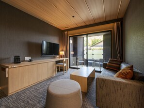 Western Modern Style Suite Room, Non Smoking | Memory foam beds, in-room safe, desk, blackout drapes - Tamana Onsen Kura no Sato (Tamana)