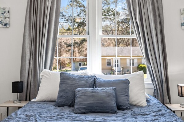 1 chambre, bureau, fer et planche à repasser, Wi-Fi gratuit