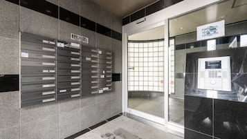 施設の正面