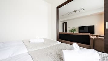 2 bedrooms, blackout drapes, iron/ironing board, free WiFi