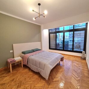 2 bedrooms, iron/ironing board, WiFi, bed sheets - Lovely Zamalek Apartment centrally located (Cairo Governorate)
