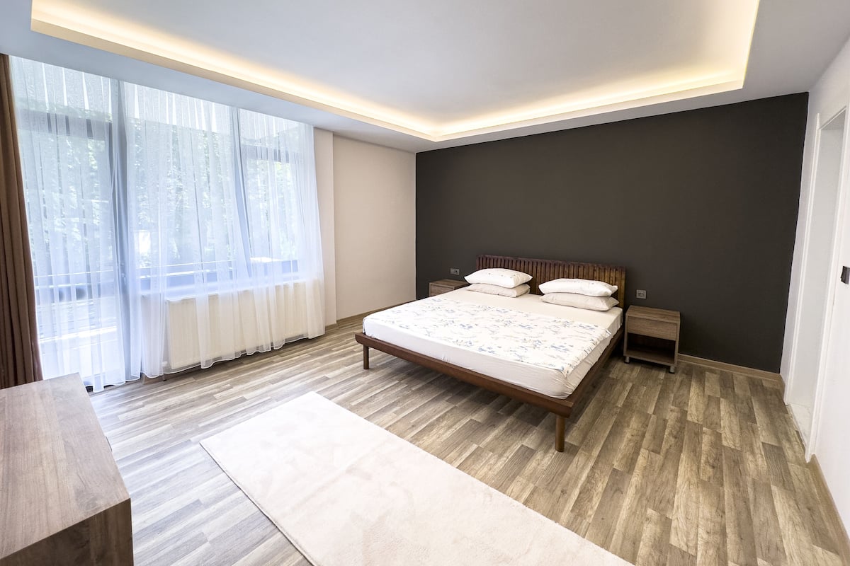 Comfort Room | 1 bedroom, Egyptian cotton sheets, premium bedding, iron/ironing board