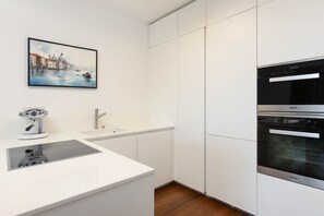 Fridge, microwave, oven, dishwasher