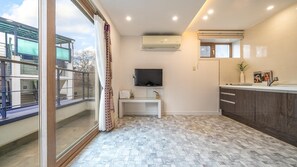 Basic Room, 1 Bedroom (B-203호(SPA)) | 1 bedroom, free WiFi