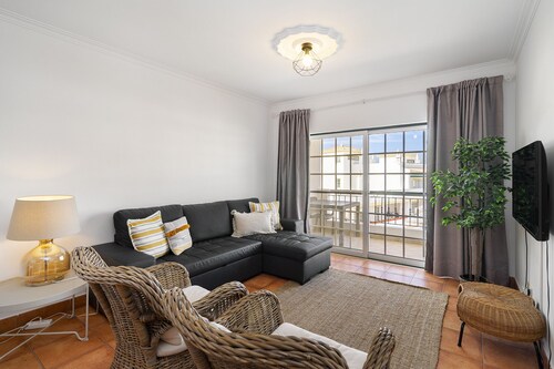 Cozy Apartment em Vilamoura num Condomínio Tranquilo Junto dos Campos de Golfe