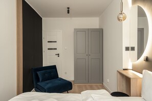 Grand Apartment | 2 bedrooms, iron/ironing board, free WiFi, bed sheets - RentPlanet - Apartamenty Oławska (Wroclaw)