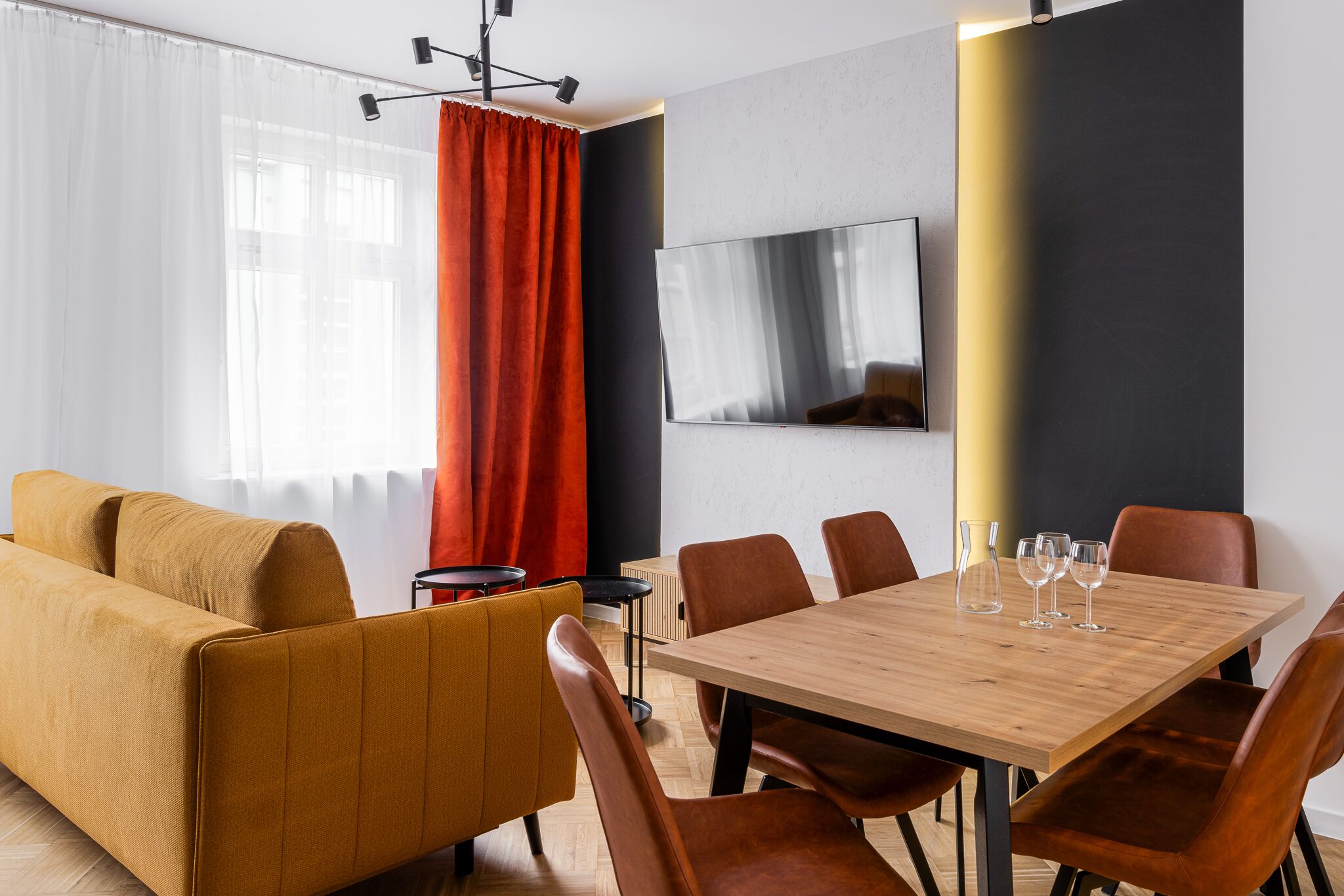 Grand Apartment | Living room