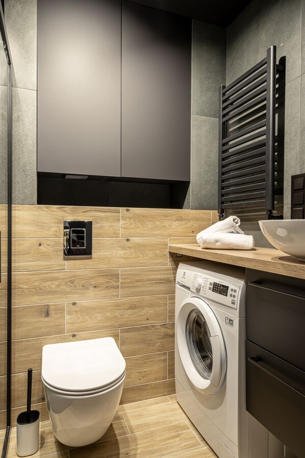Grand Apartment | Bathroom - RentPlanet - Apartamenty Oławska (Wroclaw)