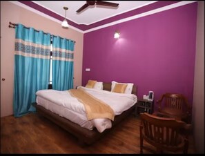 Wi-Fi de cortesia, roupa de cama