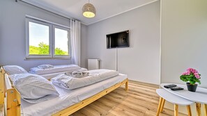 Departamento (17) | 2 habitaciones, tabla de planchar con plancha y ropa de cama