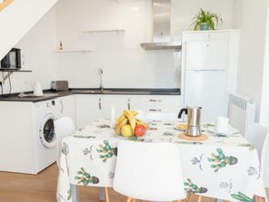 Fridge, microwave, coffee/tea maker, toaster