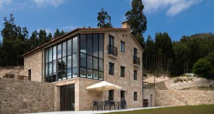 Villa - 5 Bedrooms with WiFi - 7841