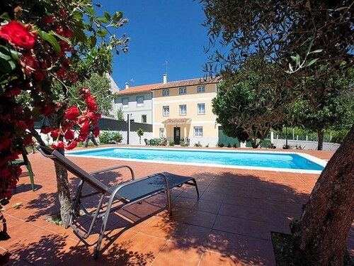 House - 6 Bedrooms with Pool - 0126